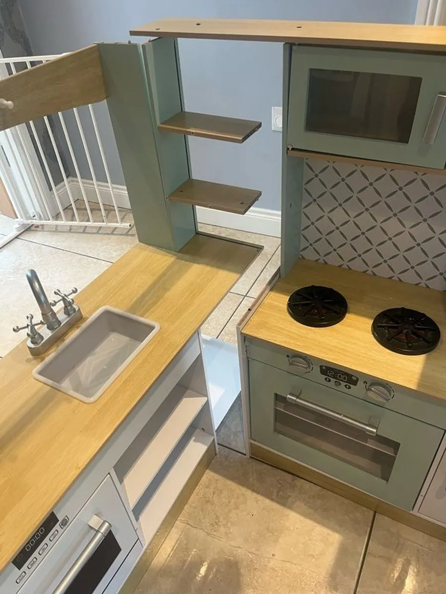 play kitchen - Image 2