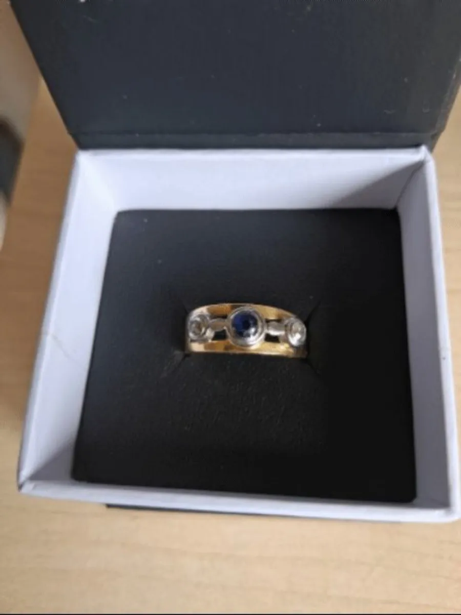 Antique 18 carat gold ring size P