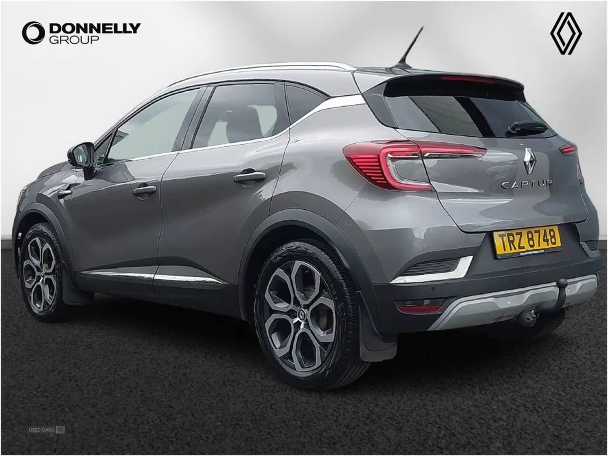 Renault Captur 1.3 TCE 140 SE Edition 5dr - Image 2
