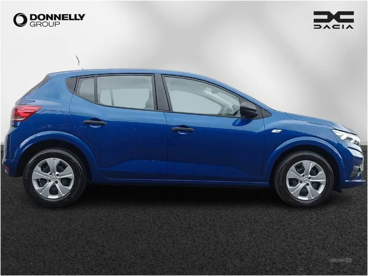 Dacia Sandero 1.0 TCe Bi-fuel Essential 5dr - Image 3