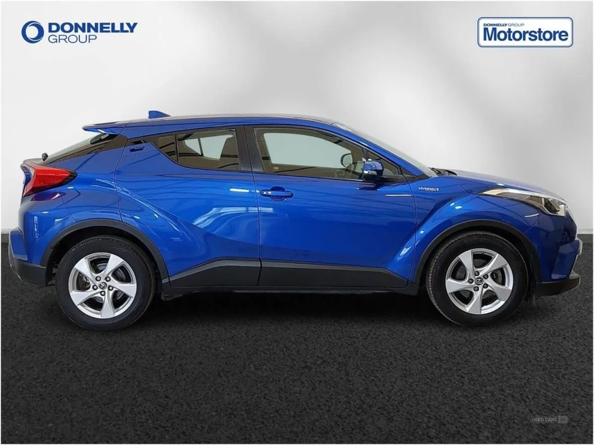 Toyota C-HR 1.8 Hybrid Icon 5dr CVT - Image 3
