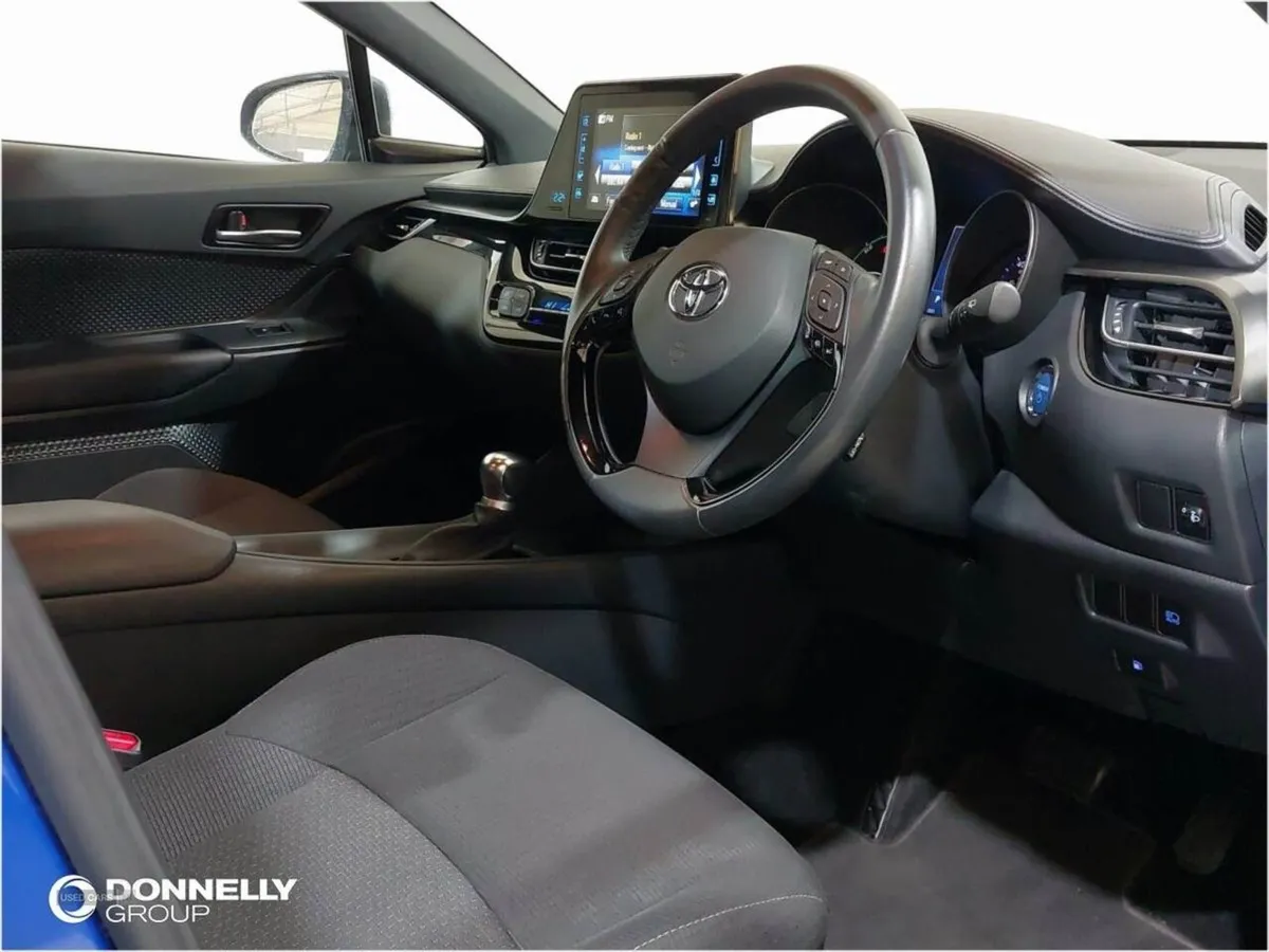 Toyota C-HR 1.8 Hybrid Icon 5dr CVT - Image 4