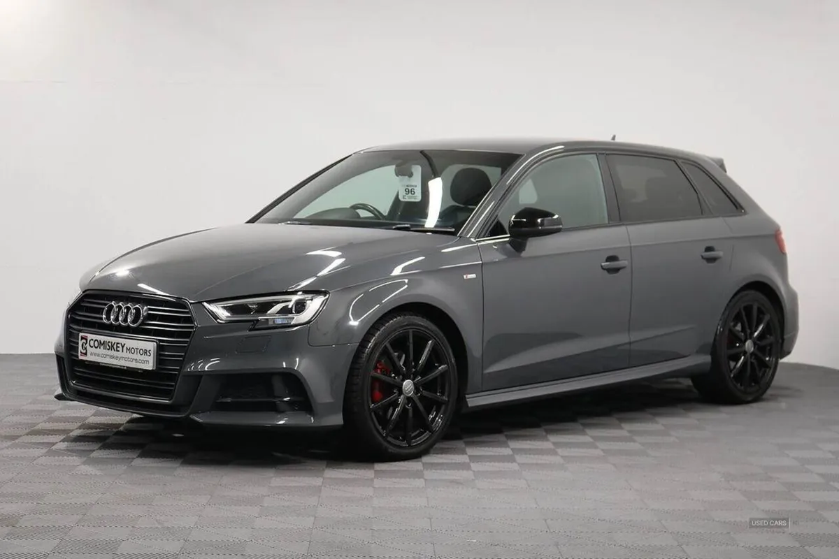 Audi A3 Tfsi CoD Black Edition - Image 3