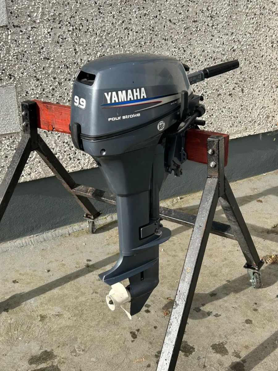 Yamaha 9.9 Outboard Engine 4 Stroke Long Shaft - Image 1