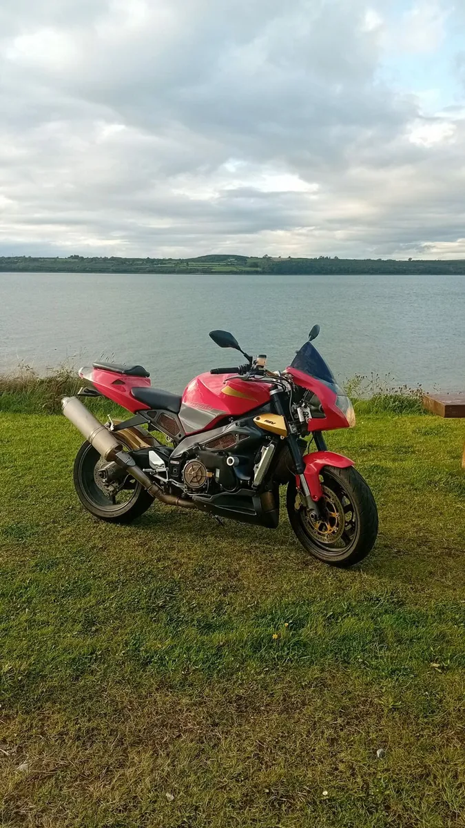 Aprilia tuono 1000 - Image 1