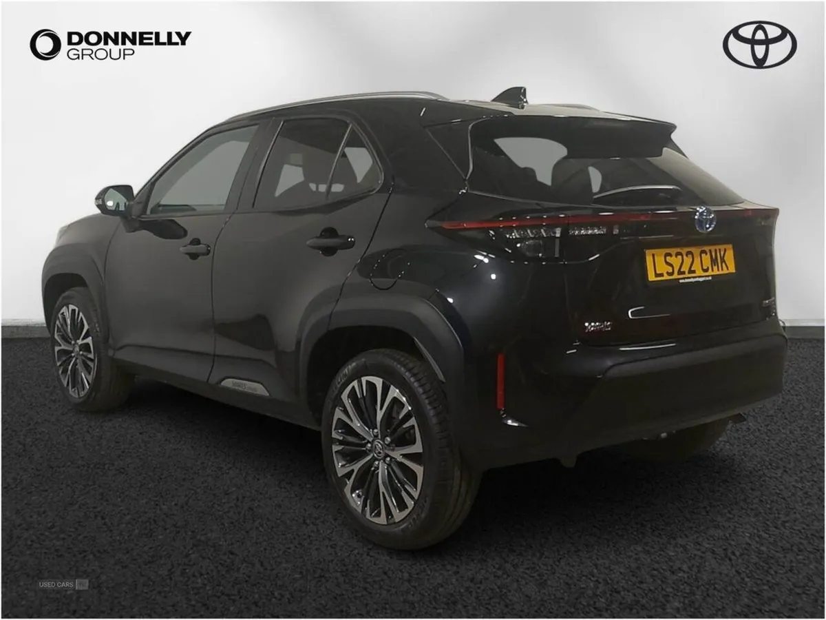 Toyota Yaris Cross 1.5 Hybrid Excel 5dr CVT - Image 2