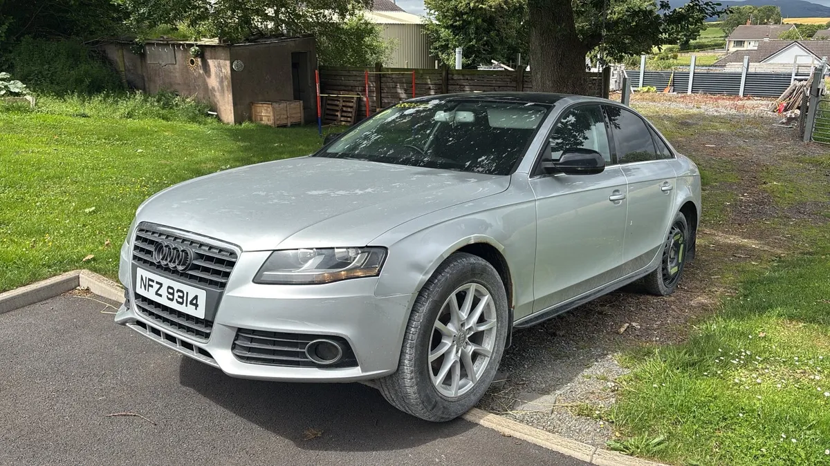 B8 Audi A4 2.0TDI 2010 - Image 2