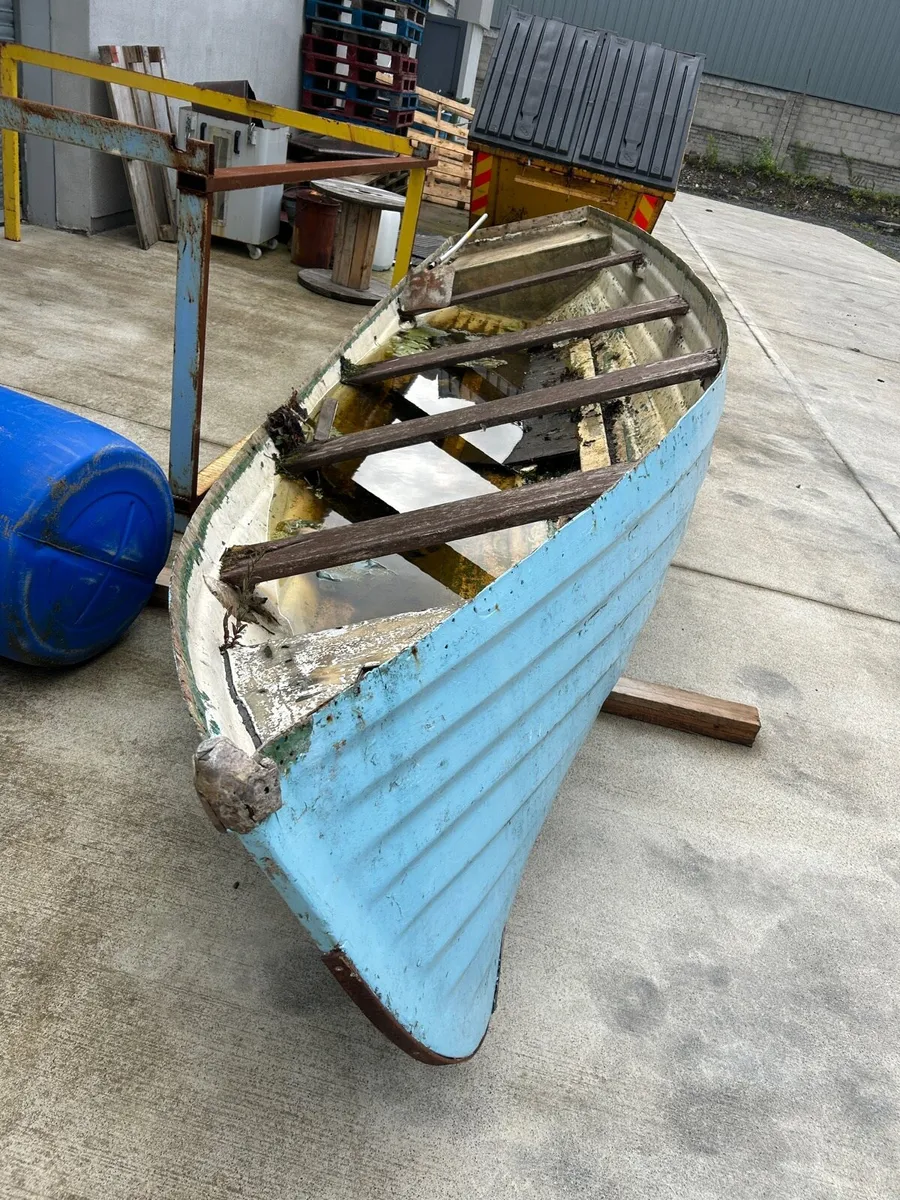 Boat hull - Image 2