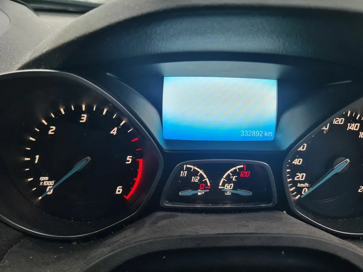 Ford Kuga 2016 - Image 2