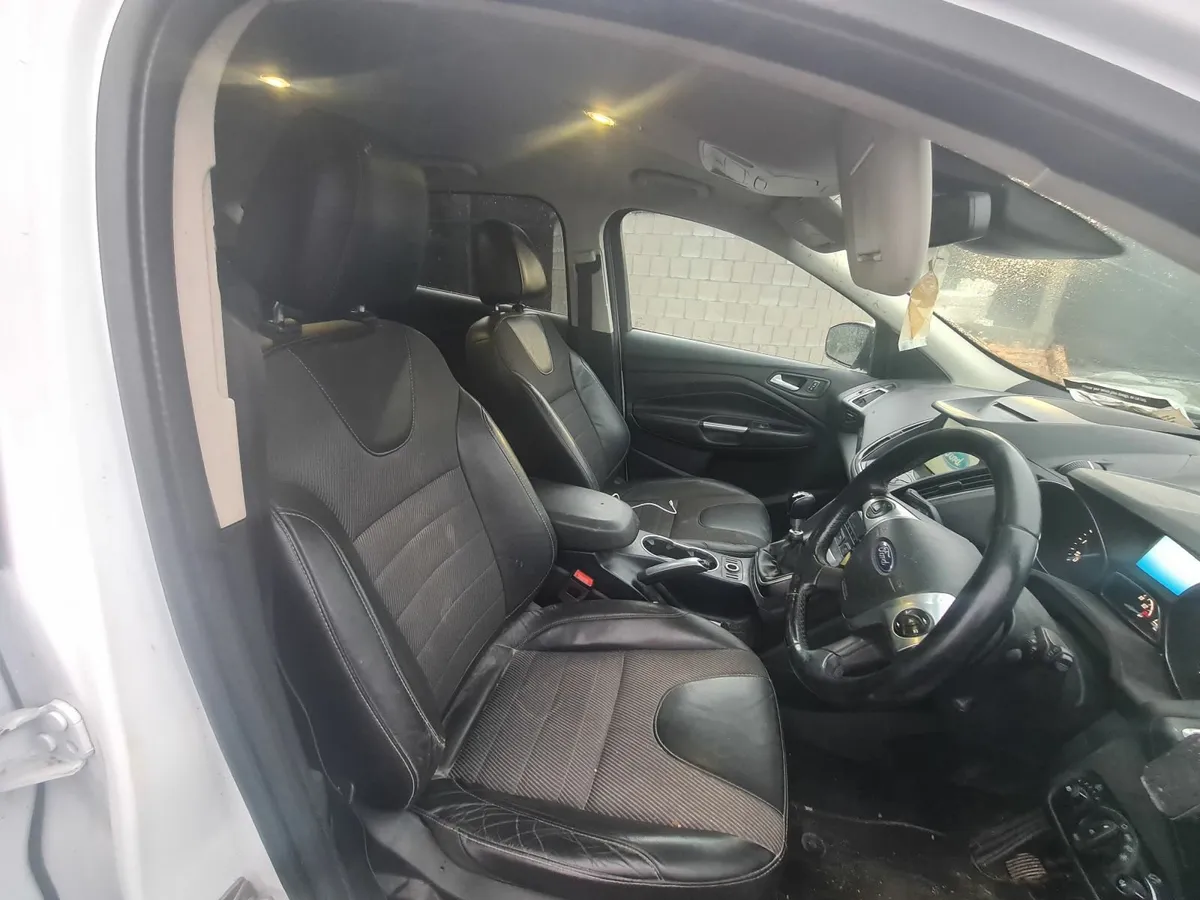 Ford Kuga 2016 - Image 3
