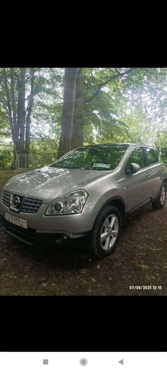 Nissan Qashqai 1.6 silver - Image 3