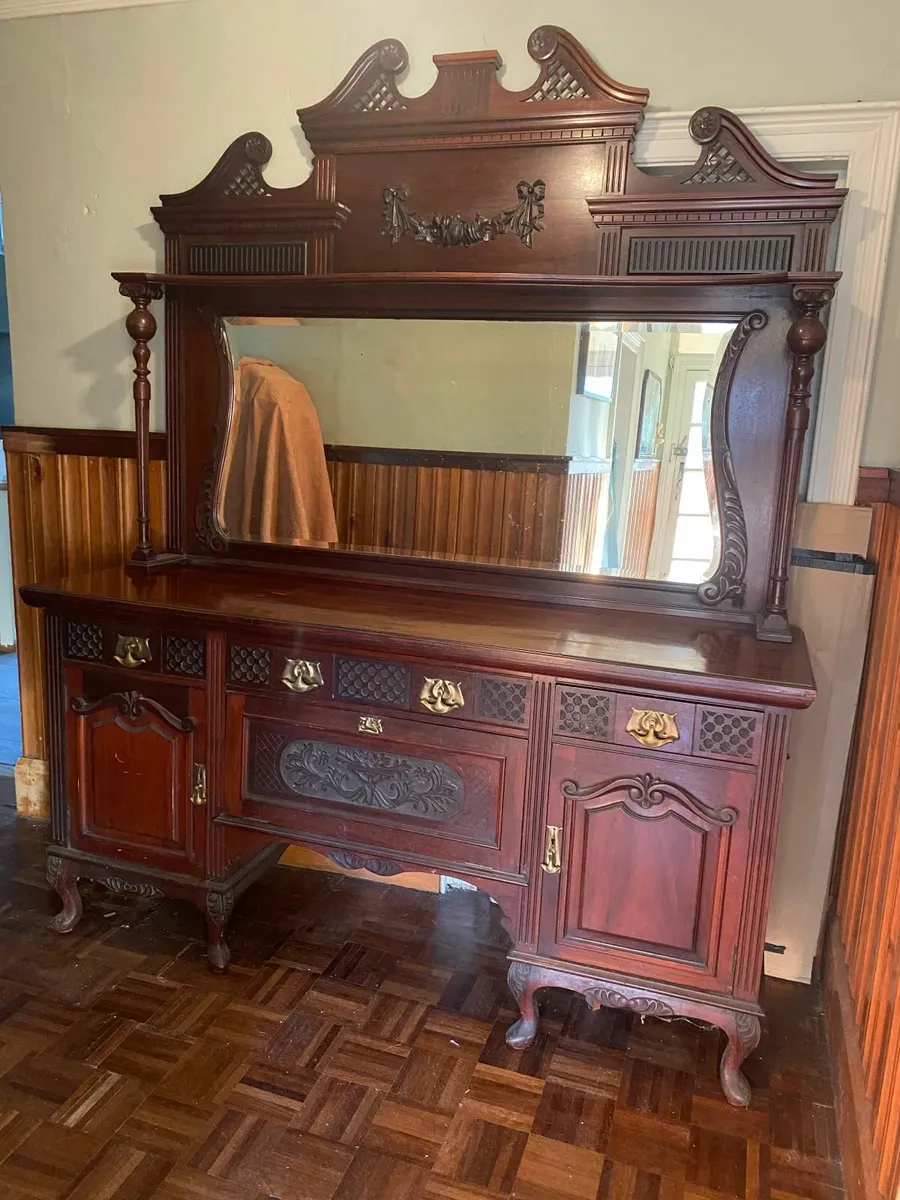 Georgian Large Mahogany Mirror Back Sideboard - Image 2