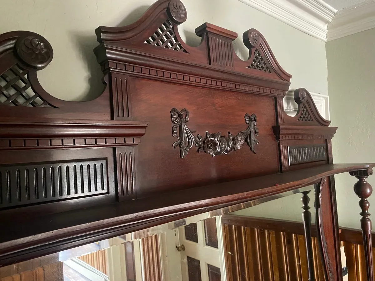 Georgian Large Mahogany Mirror Back Sideboard - Image 4