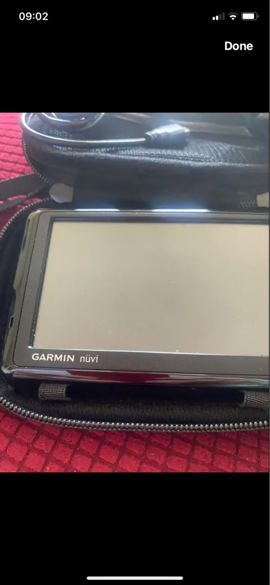 Garmin nuvi 1390 Pietable GPS Navigator - Image 2