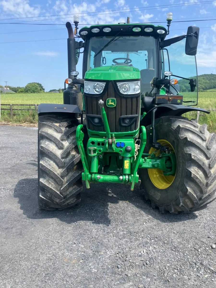 John Deere 6215R - years 2021  2020  2017 - Image 4