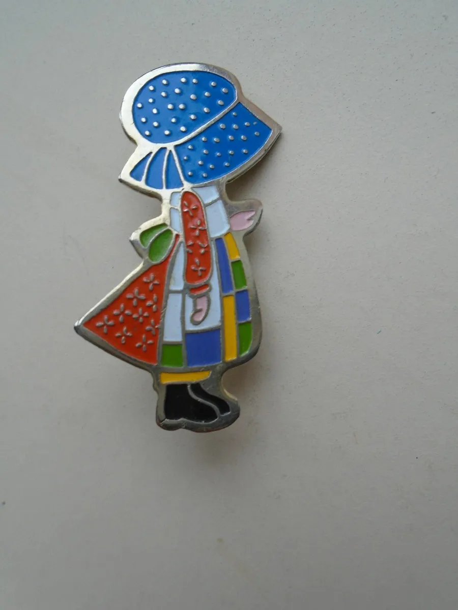 Holly Hobby brooch,Jewellery, Brooch, Gift - Image 4