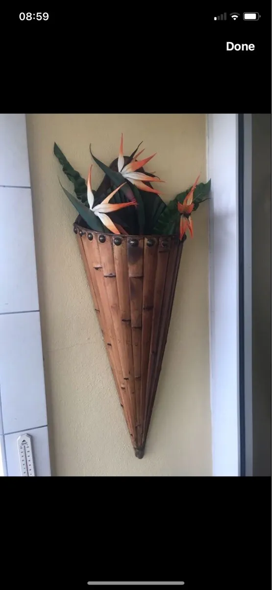 Timber Floral Display Wall Hanger - Image 1