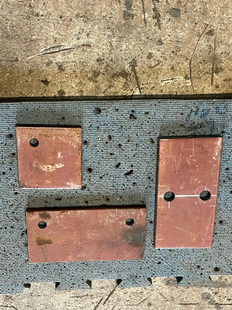 Shed brackets + Hole punching - Image 1