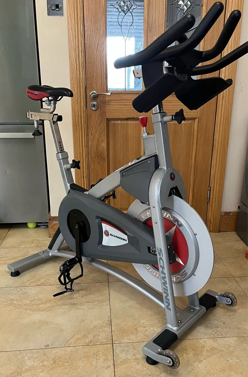 Schwinn AC sport spin bike // commercial gym spec - Image 1