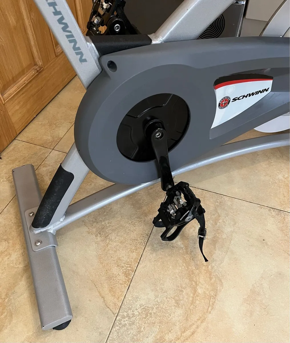 Schwinn AC sport spin bike // commercial gym spec - Image 3