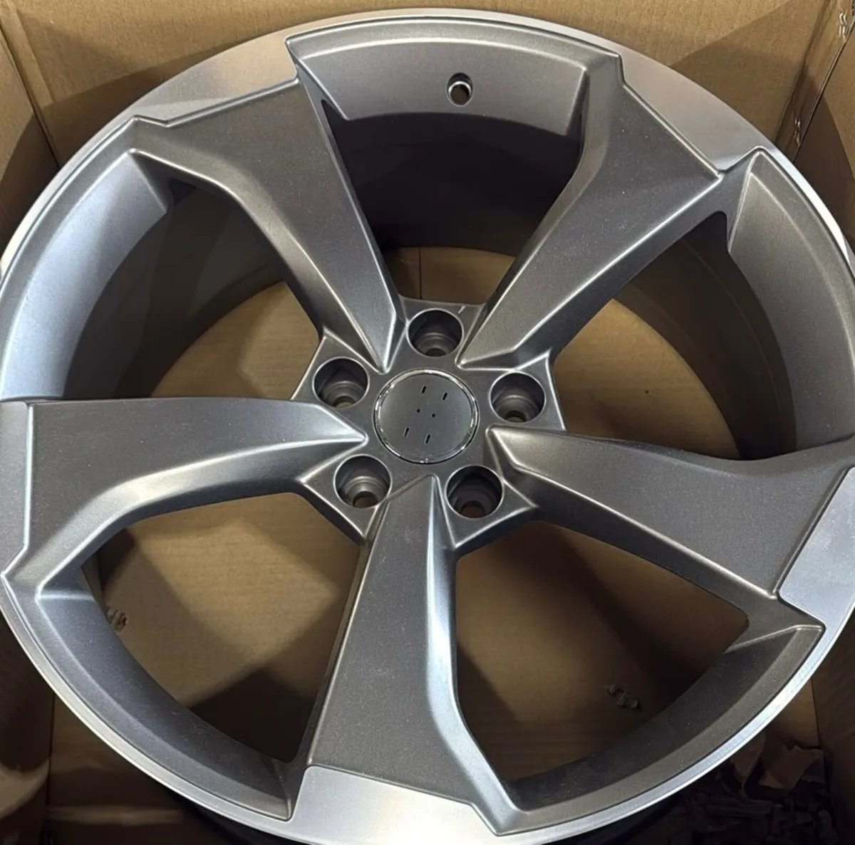 19” Ttrs rs grey / polished 5x112