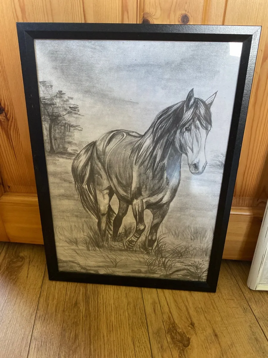 Picture frame - Image 1