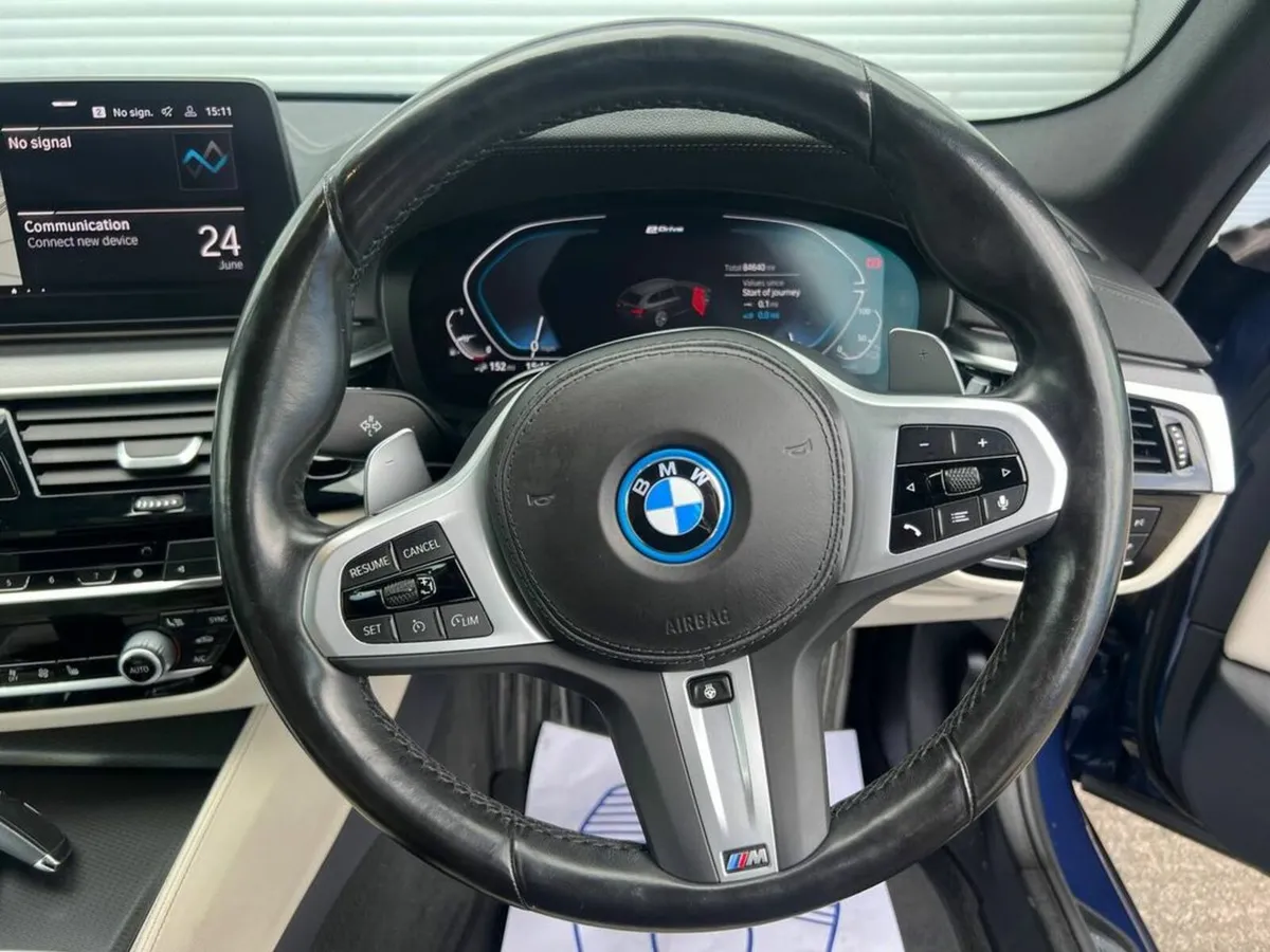 BMW 5-Series 530e XDRIVE M-SPORT TOURING 2.0 HYBRI - Image 4