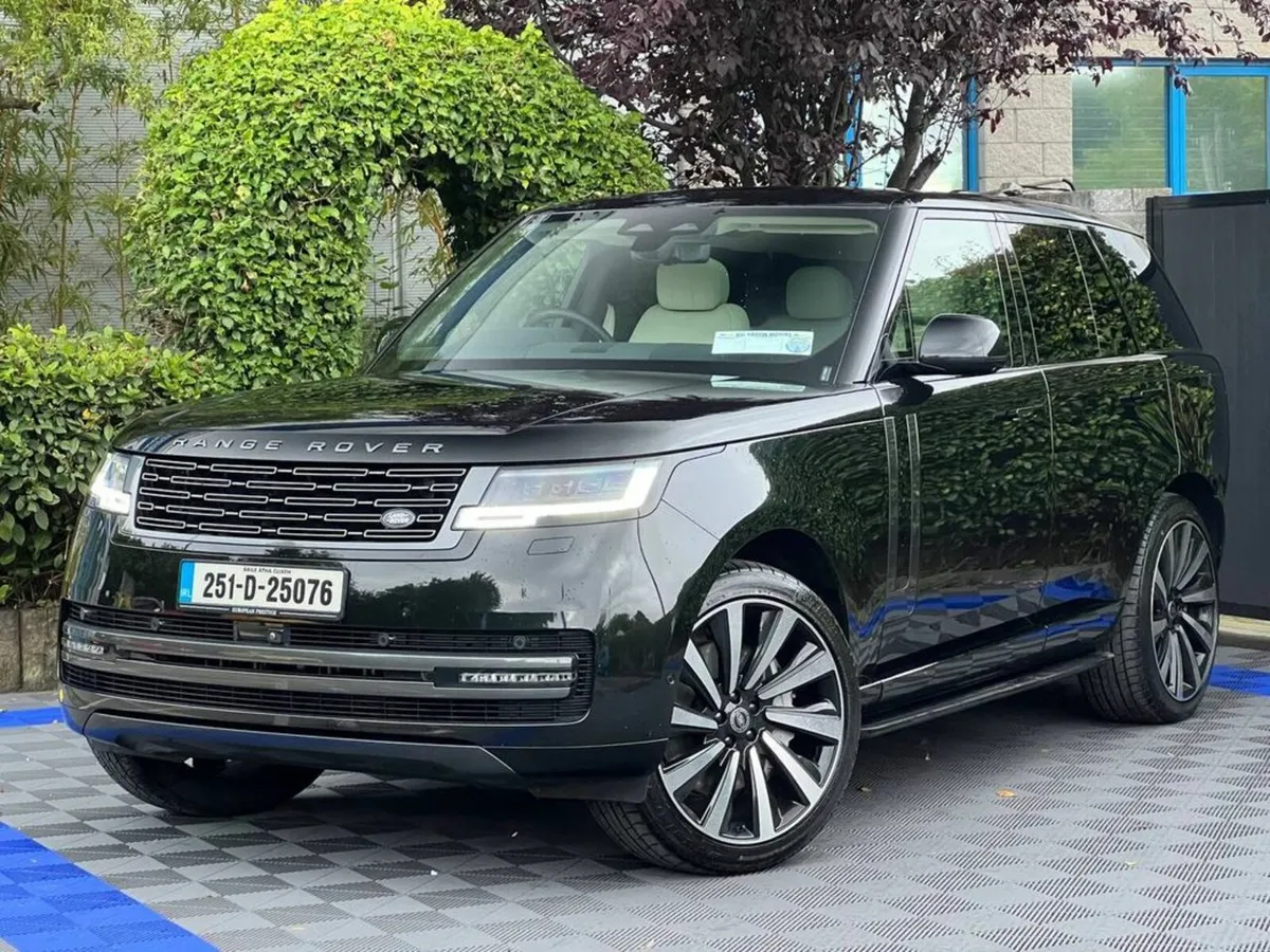 Land Rover Range Rover P460E SE 3.0 HYBRID // PANO - Image 1