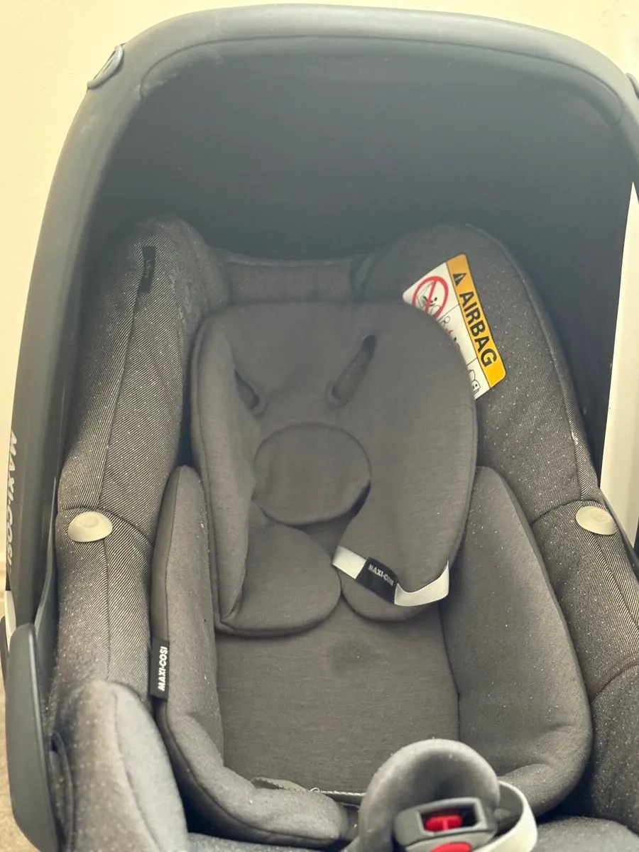 Maxi Cosi  Car Seat - Image 2
