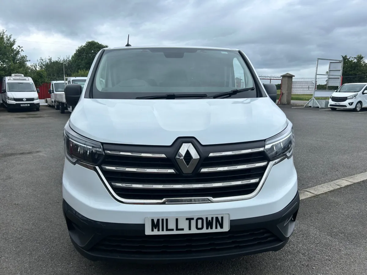 Renault Trafic 2023 - Image 1