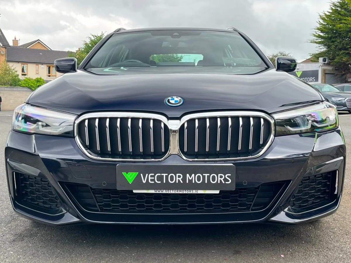BMW 5 Series 530E Touring M-sport Harman Kardon S - Image 3