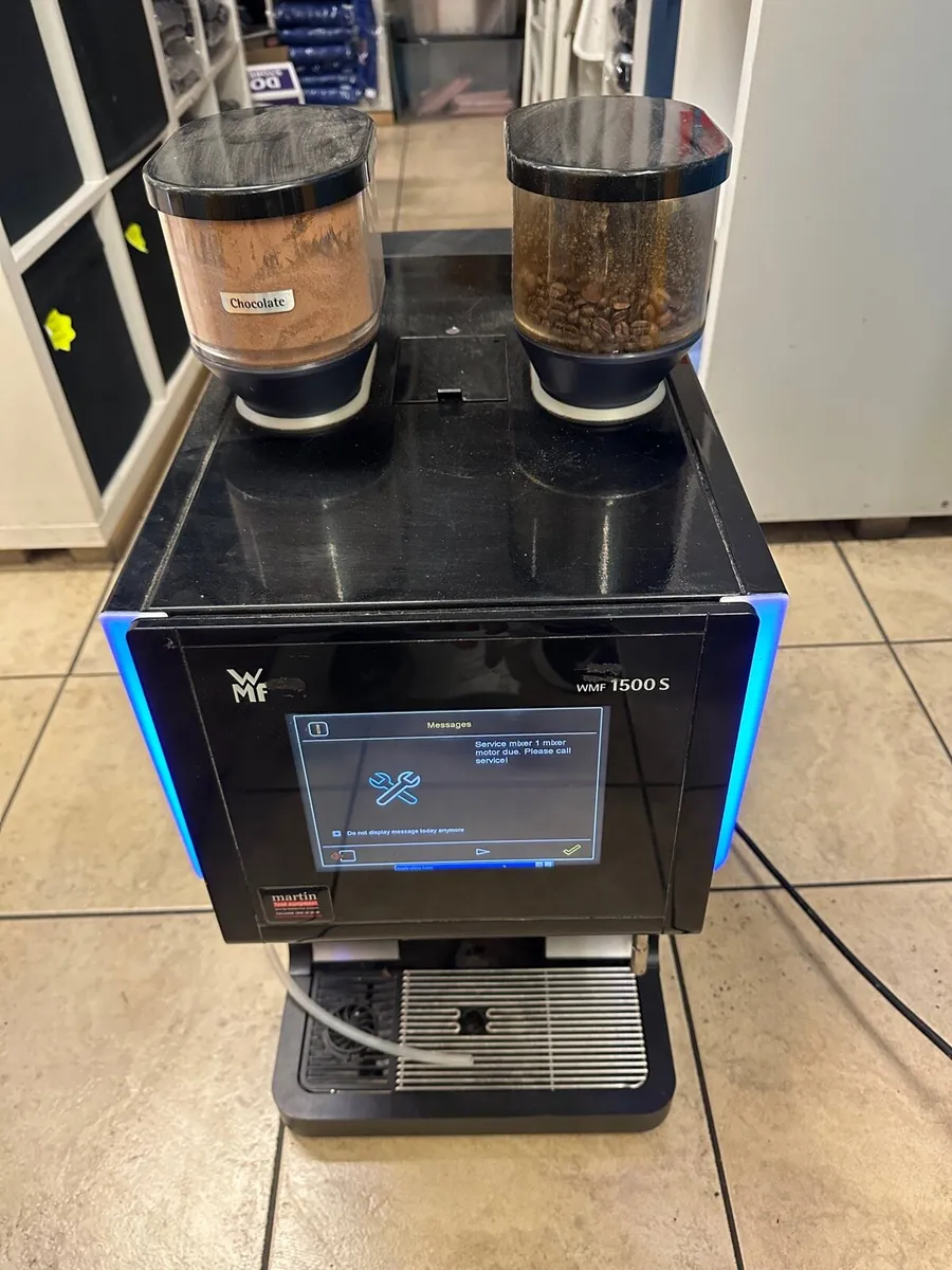 WMF 1500 S Commercial Bean-to-Cup Coffee Machine - Image 3