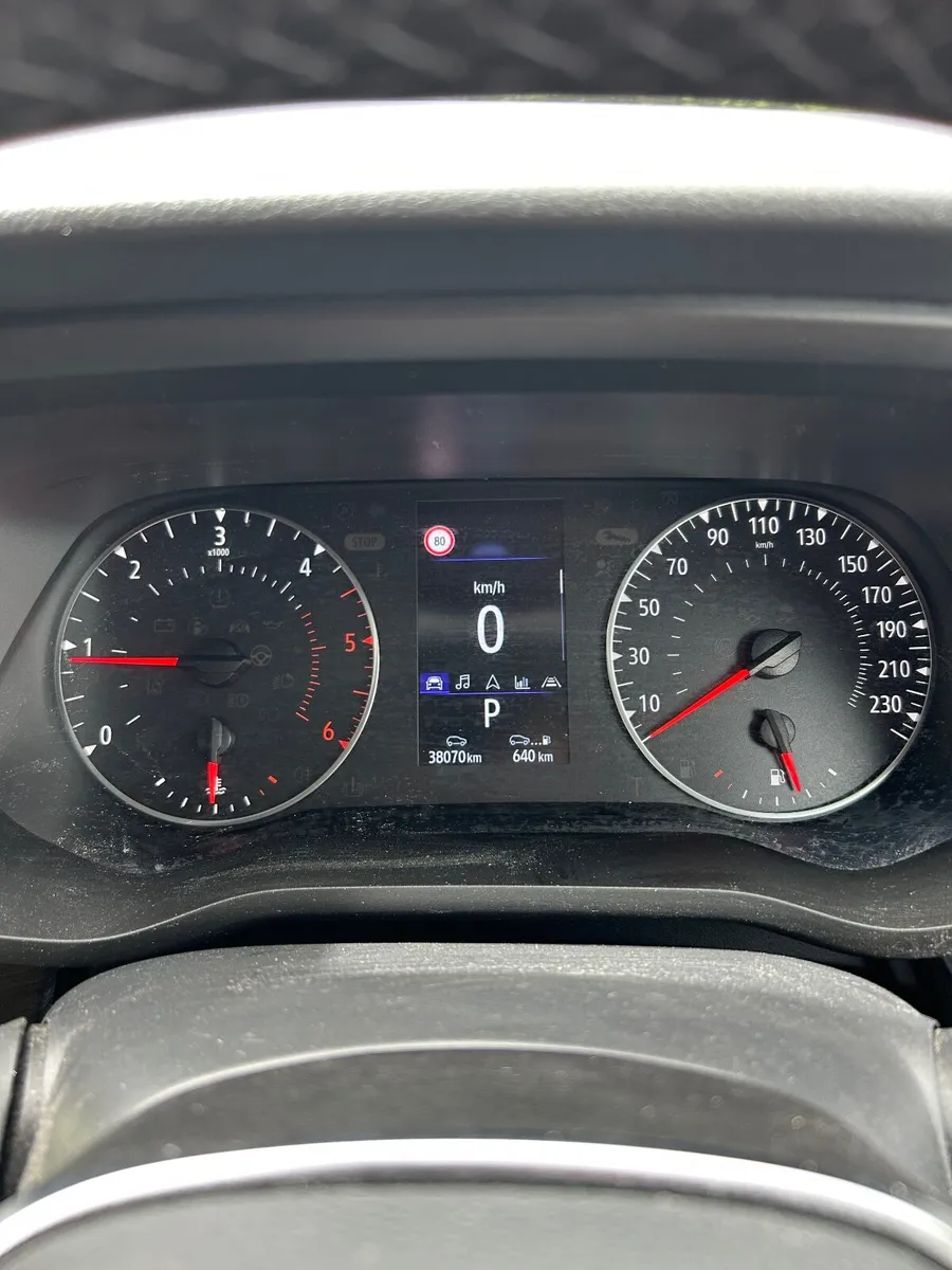 Renault Trafic 2023 - Image 2