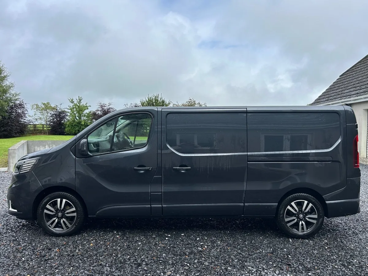 Renault Trafic 2023 - Image 1