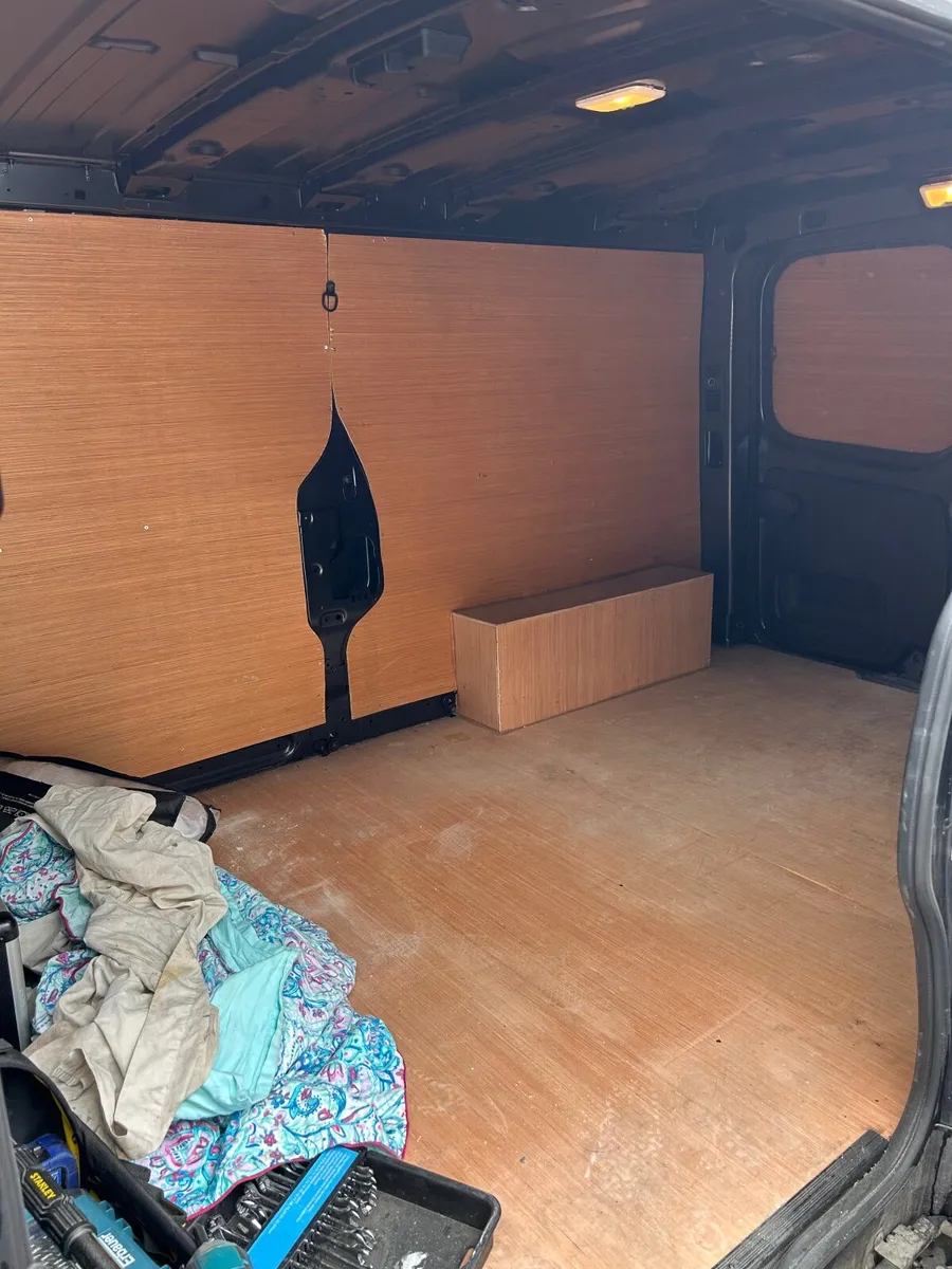 Renault Trafic 2023 - Image 3