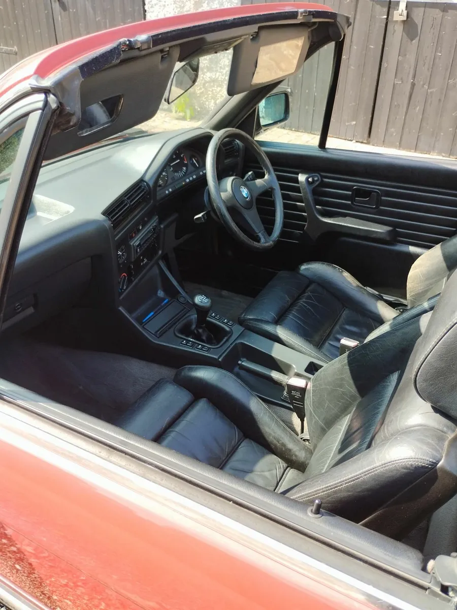 BMW 320i Convertible ...phone 0852555393 - Image 4