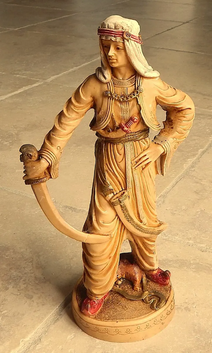 Pair of Middle Eastern Figurines - Image 4