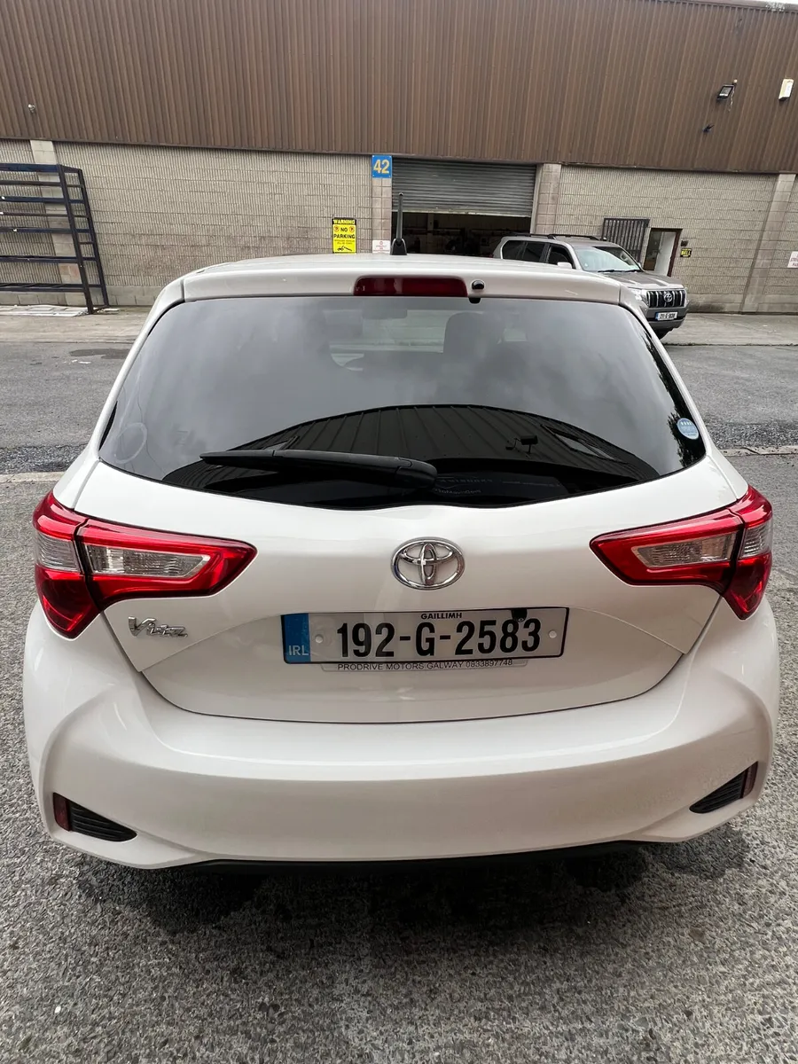 Toyota Vitz 1.0L 2019 - Image 2