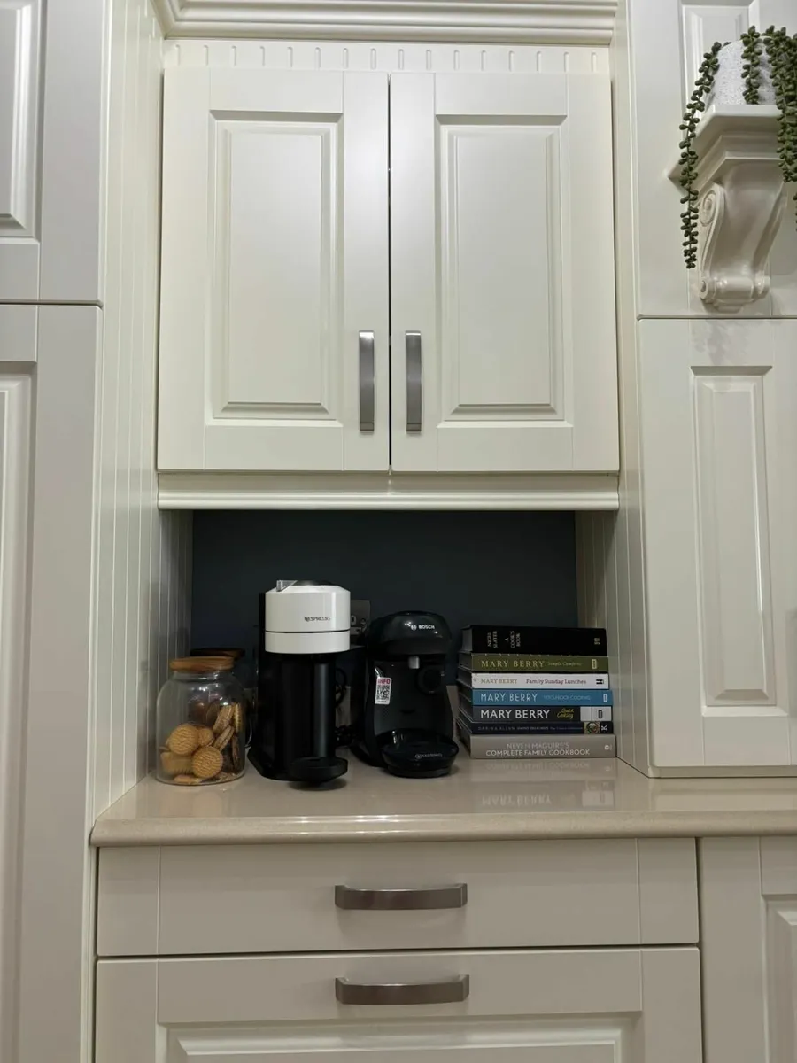 Kitchen - Image 2