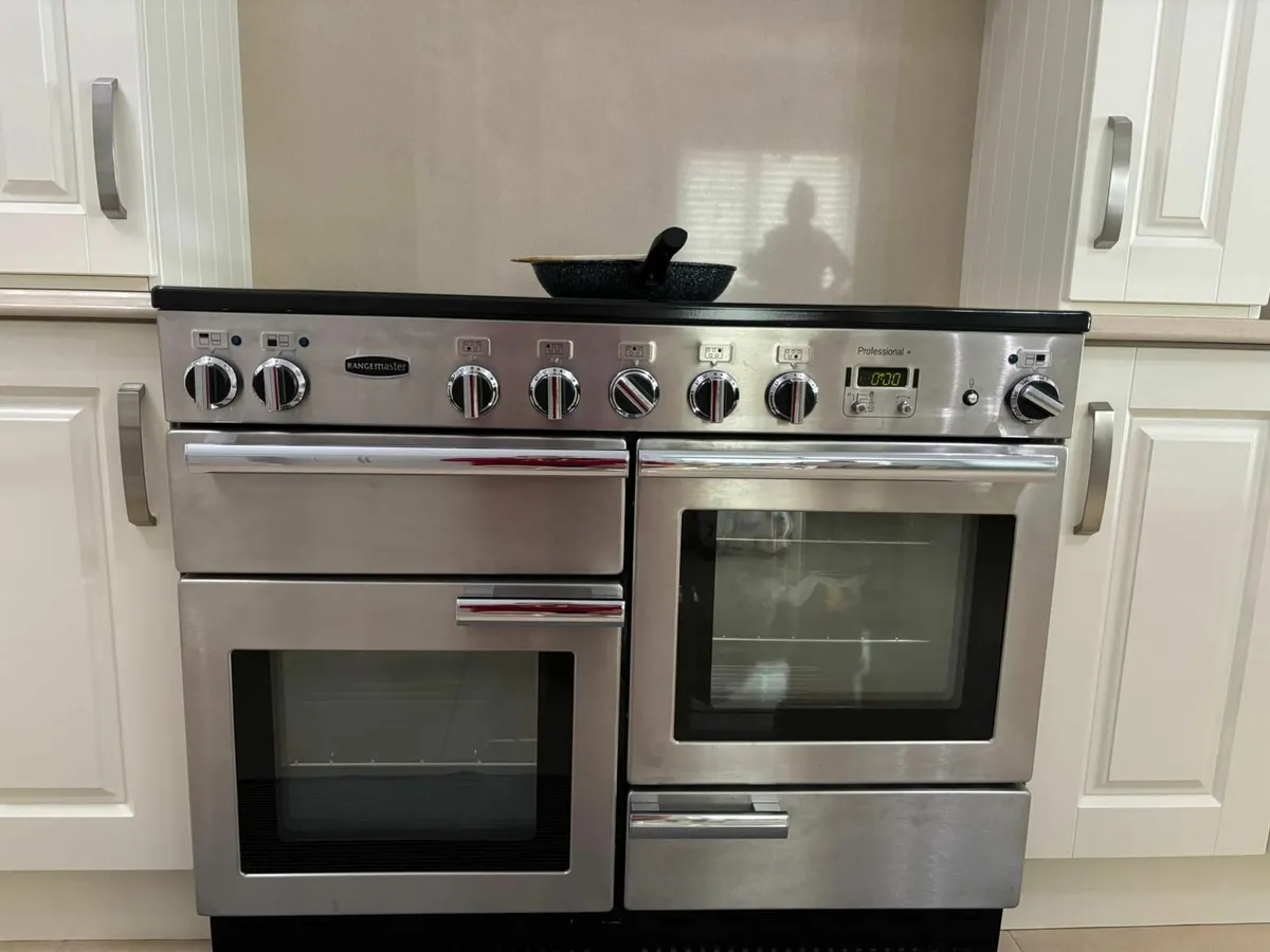 Kitchen - Image 4