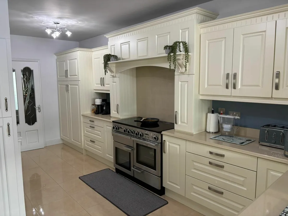 Kitchen - Image 1