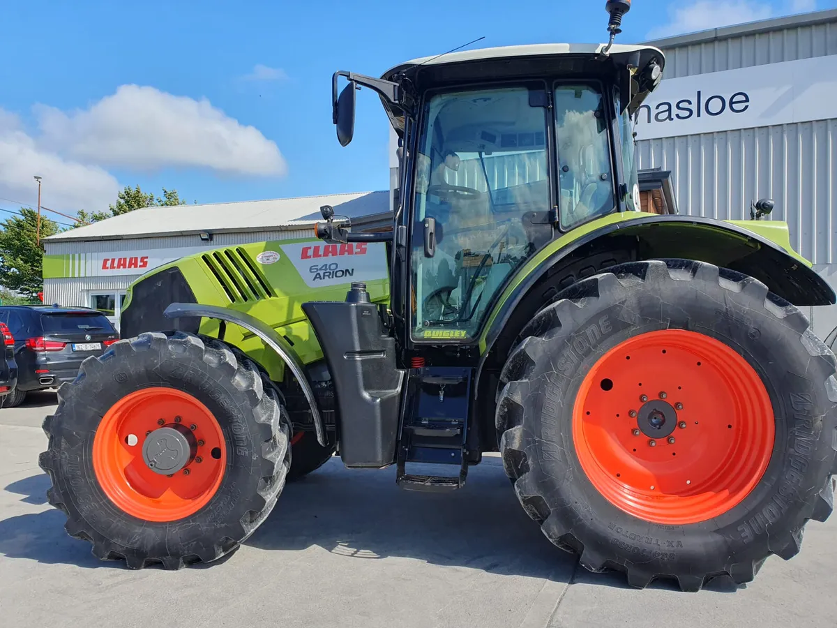 CLAAS ARION 640 - Image 4