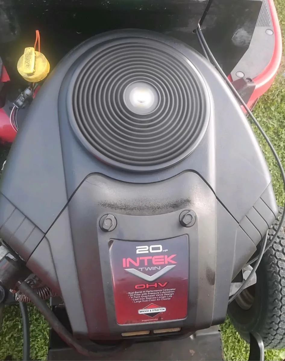 Ride on lawnmower - Image 3