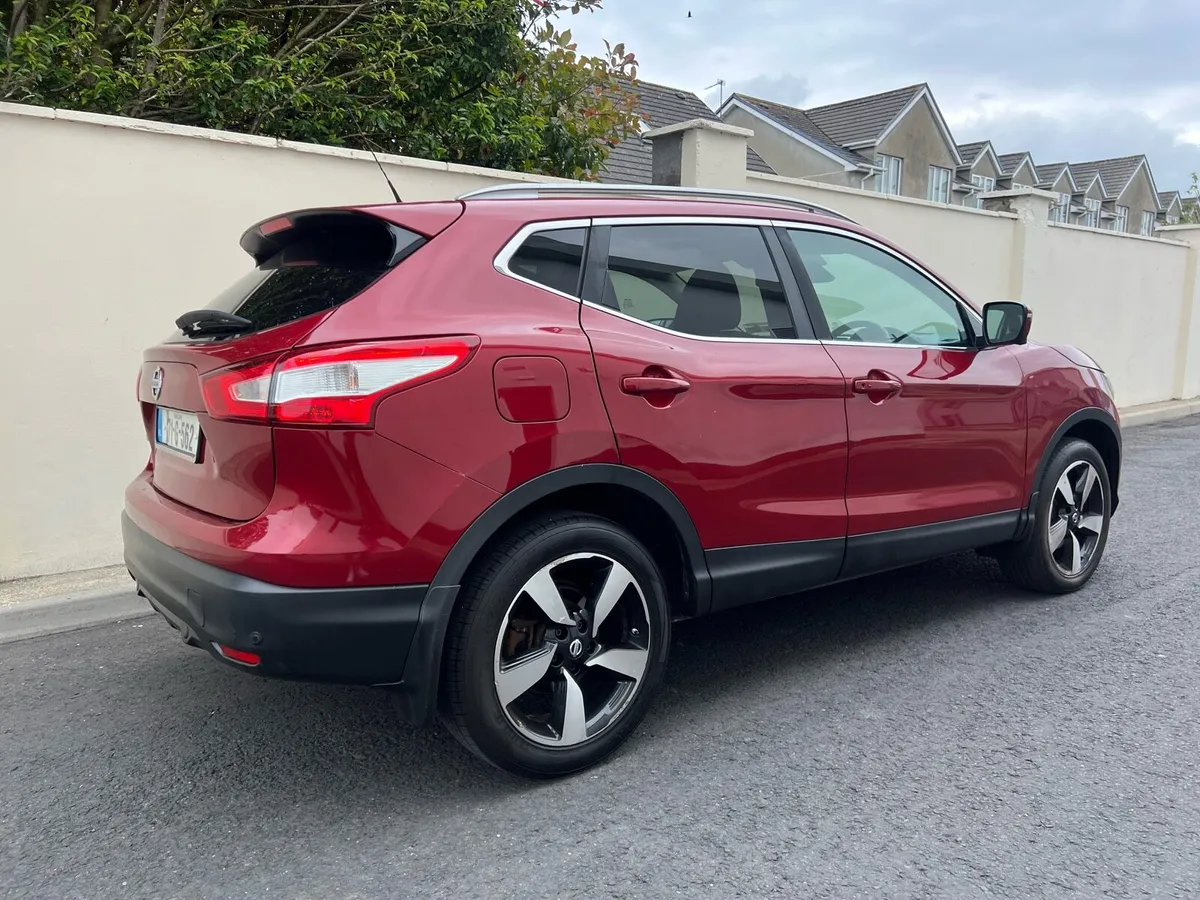 2017 Nissan Qashqai High Spec Model - Image 3