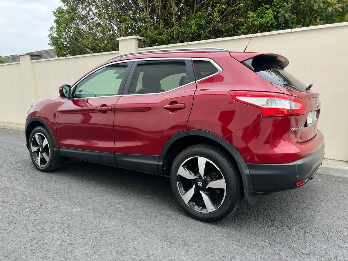 2017 Nissan Qashqai High Spec Model - Image 4