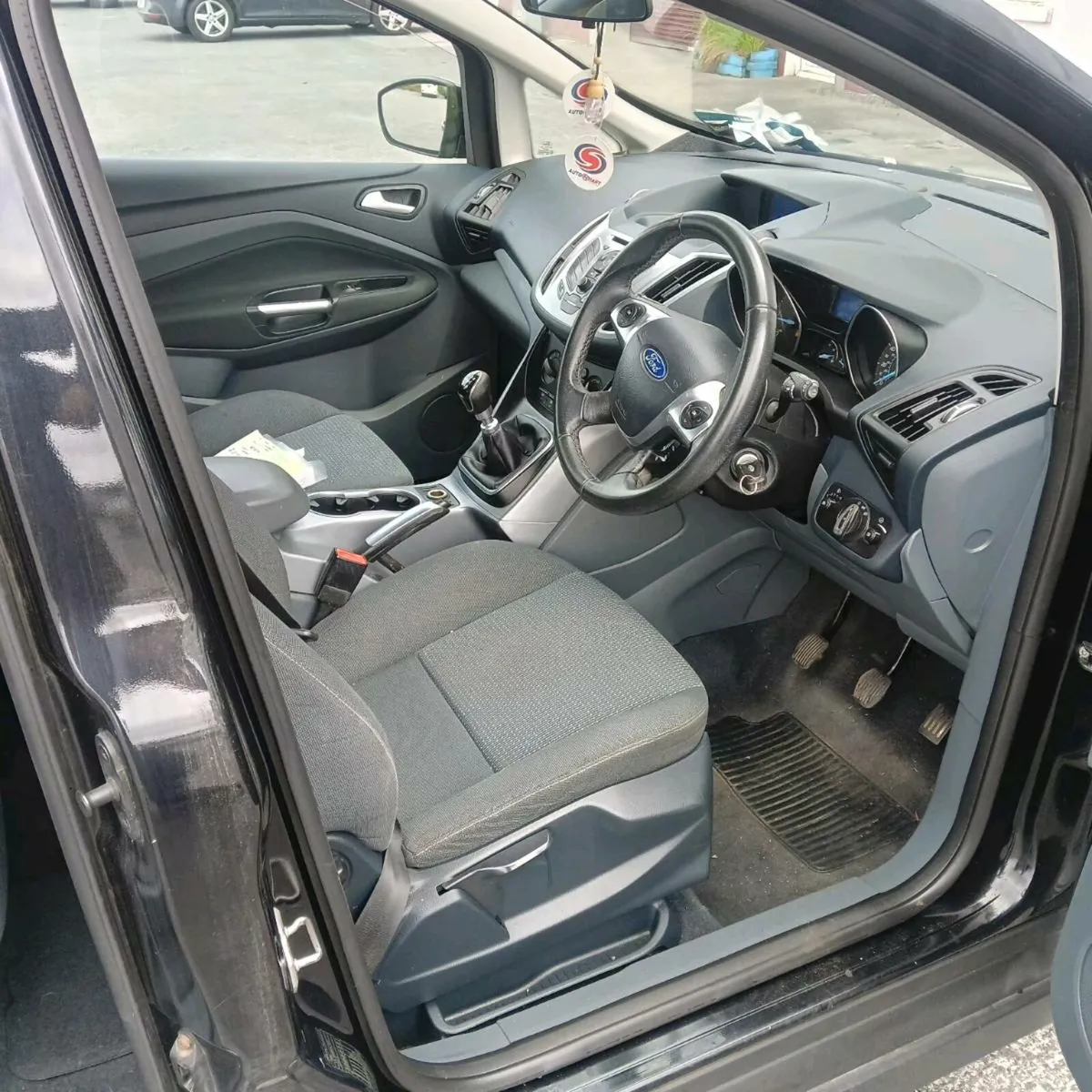 Ford Cmax 7 seater NEW NCT - Image 2
