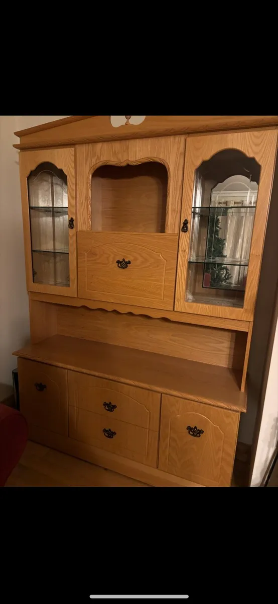 Cabinet - Image 1