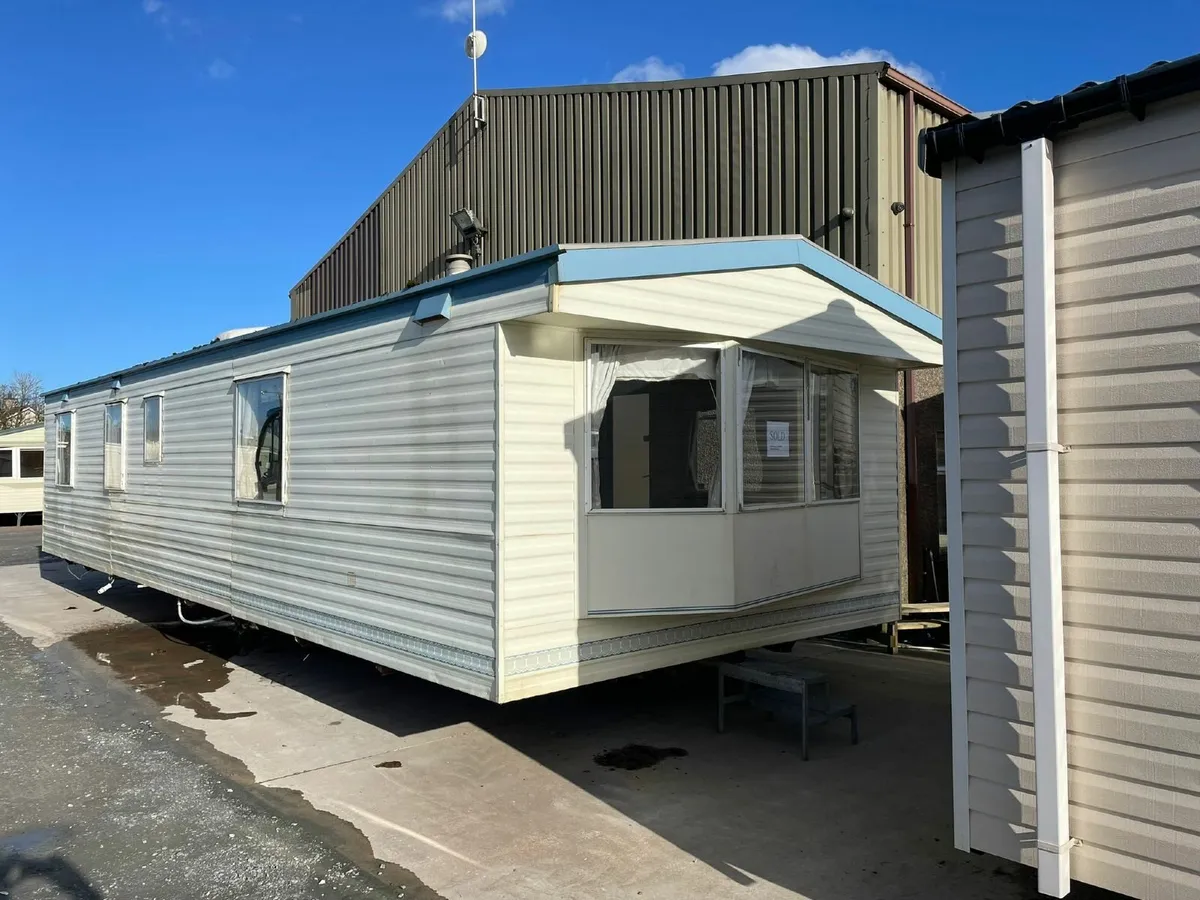 Mobile Home - 3 Bedroom - Image 1