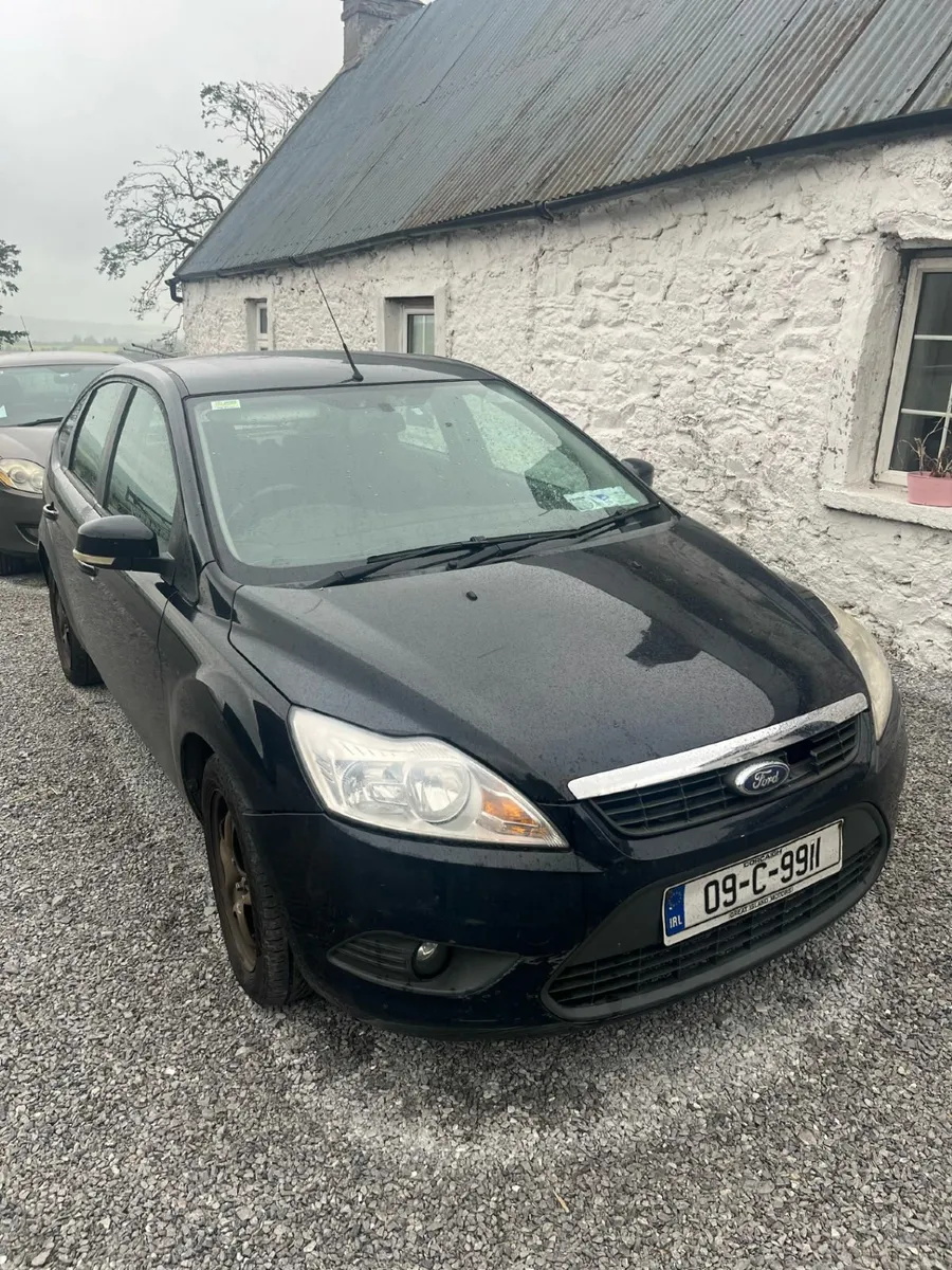 Ford Focus 2009 - Image 2