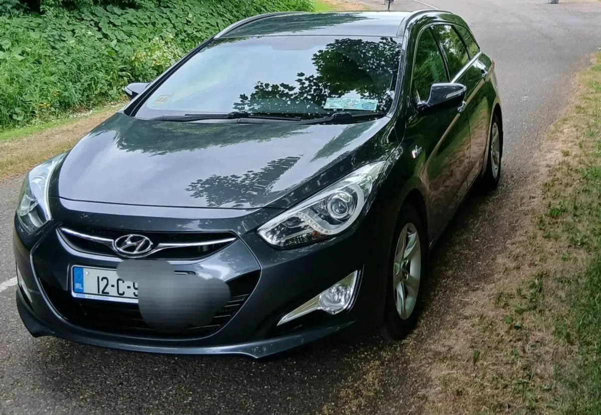 Hyundai i40 2012 - Image 2